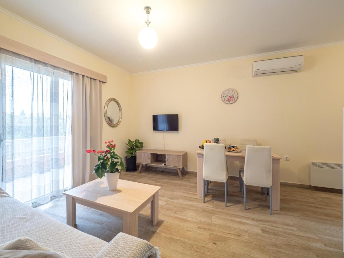 Charmy 2bd Near Mon Repos * Anemomylos