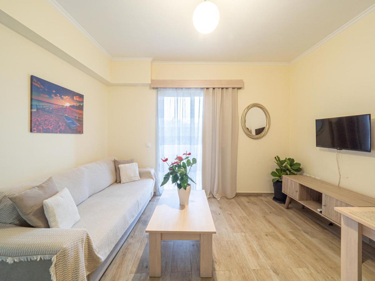 Charmy 2bd Near Mon Repos Apartment